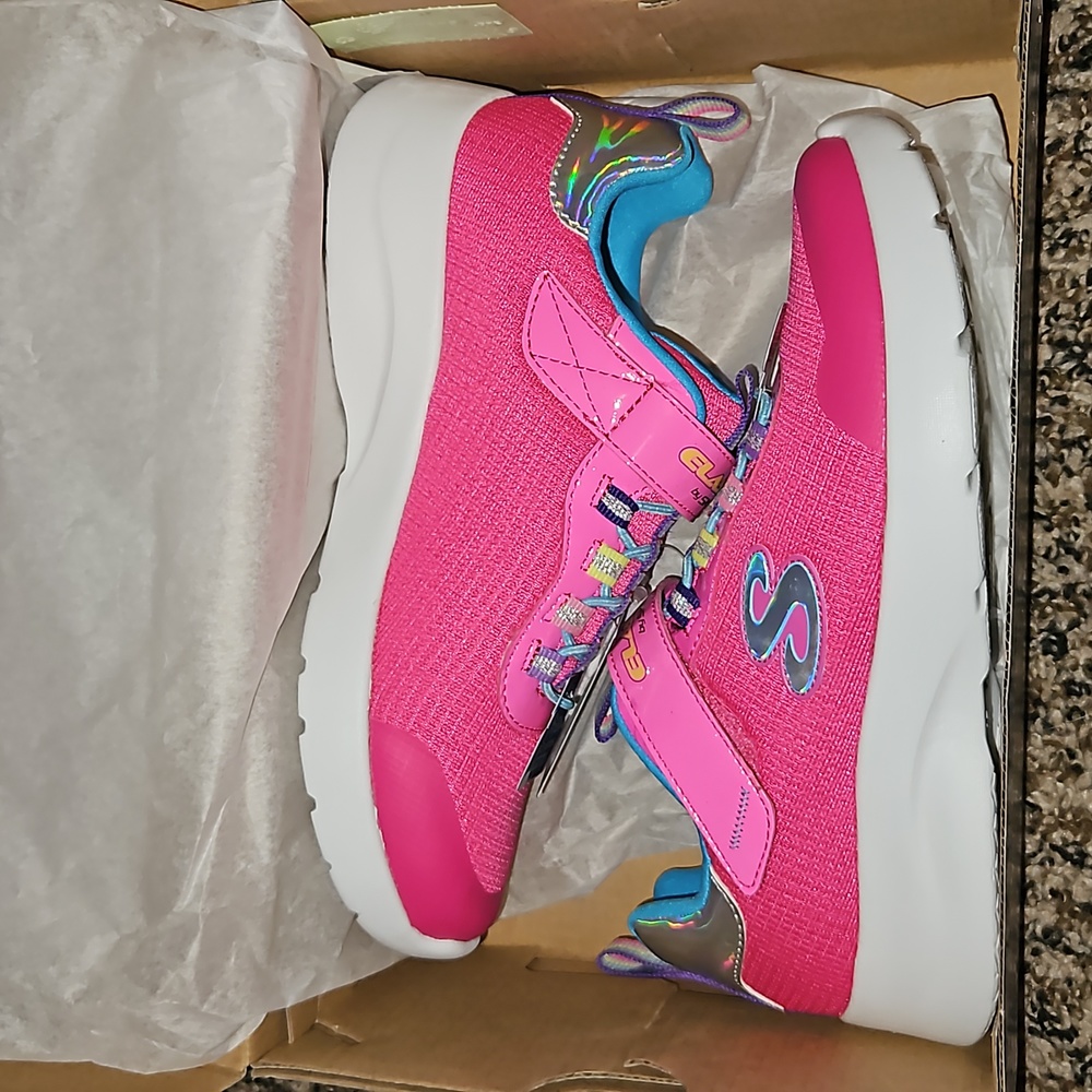 Skechers Girls Size 2 Pink